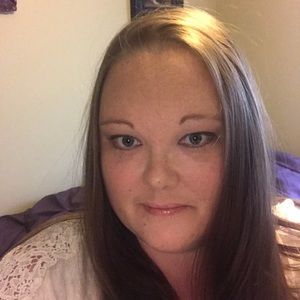 Meet your Posher, Rena